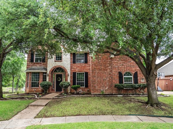 702 Salmon Run Ct, Euless, TX 76039