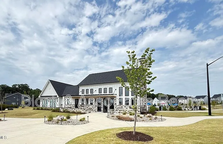 304 Marmalade Sky Ln — Photo 34