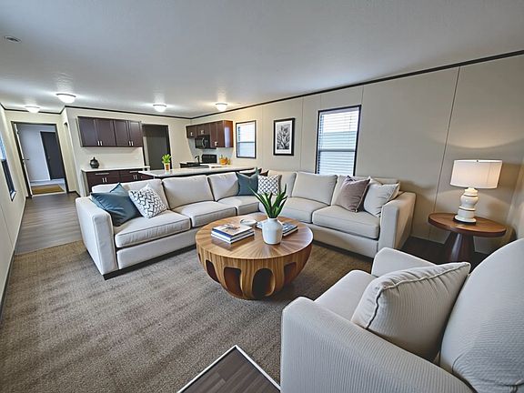 3rd image of 2780 W Robin Dr