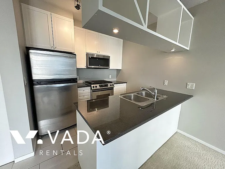 1001 Homer St #801 — Photo 6