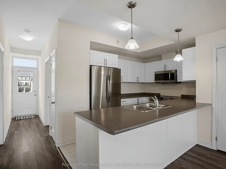 383 Dundas St E #68 — Photo 9