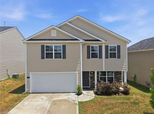 6824 Keeneland Dr, Whitsett, NC 27377