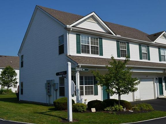 2nd image of 1276 Grove Dr