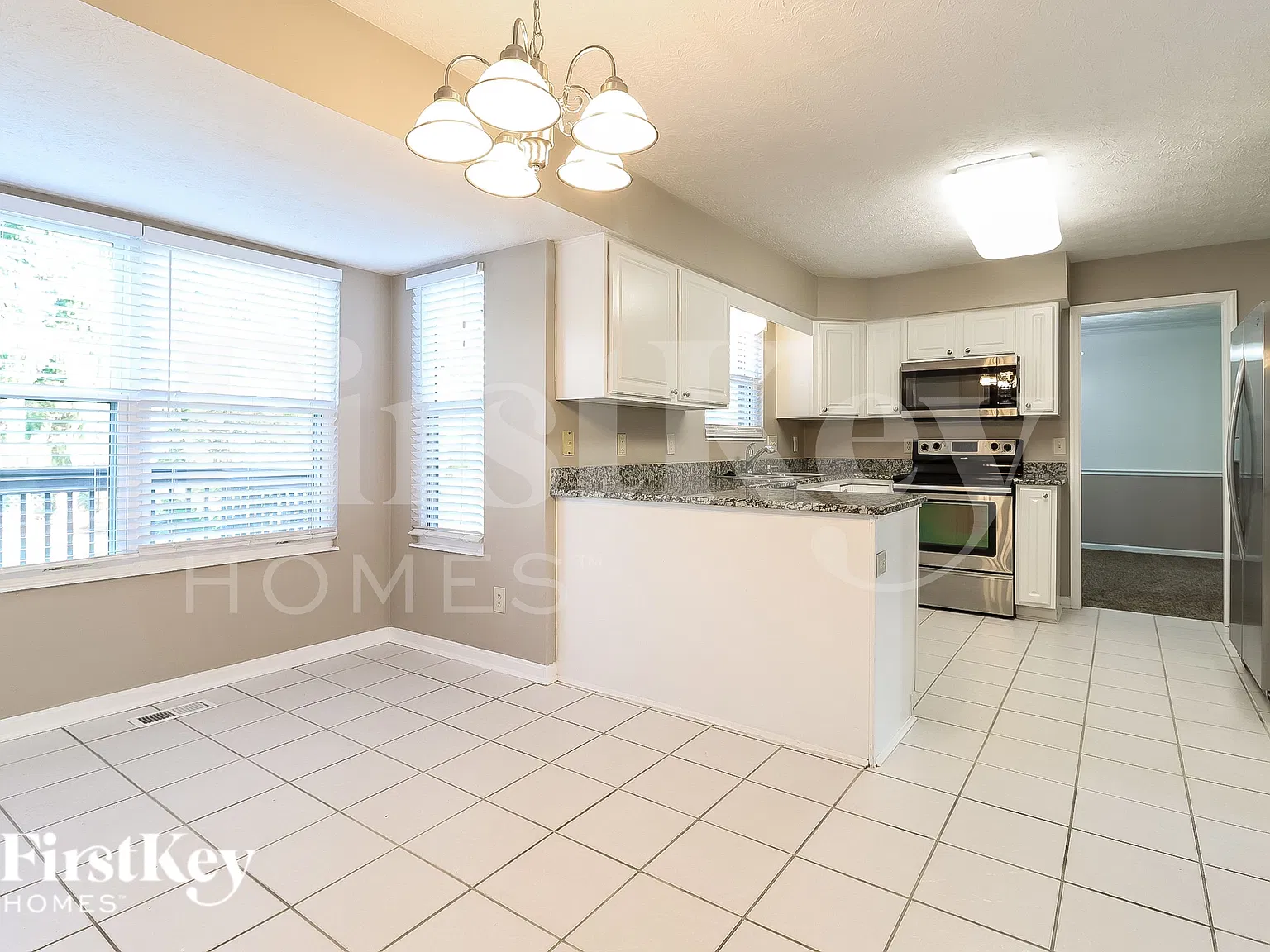 4 bed, 3.5 bath, 2042 sqft, $3,080 — Photo 3