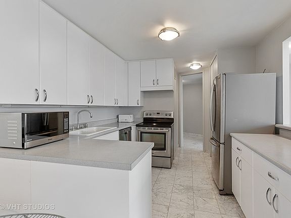 5th image of 505 N Lake Shore Dr APT 1818