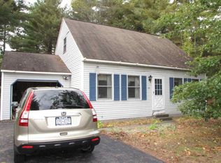 42 Tanglewood Dr, South Glens Falls, NY 12803