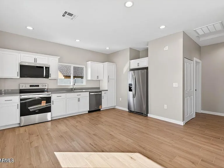739 S Central Ave #2 — Photo 15