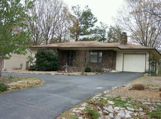 4 Elizabeth Dr, Bella Vista, AR 72714