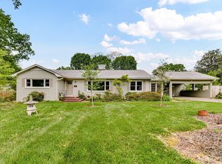 100 S Canterbury Rd, Charlotte, NC 28211