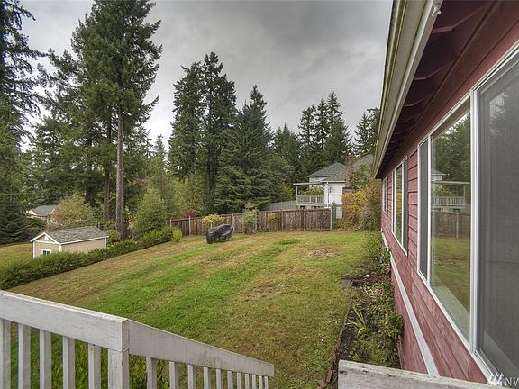 4th image of 1576 NW Red Oaks Ct