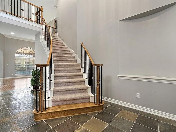 4th image of 1108 Copperas Cove Ct