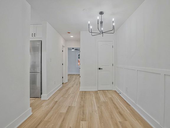 5th image of 1217 N Kensington St APT 5