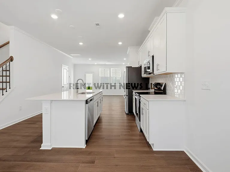 2307 Oakwood Meadows Ct — Photo 5