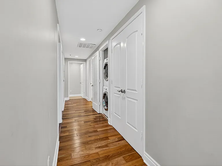 1444 S Point View St #307 — Photo 12
