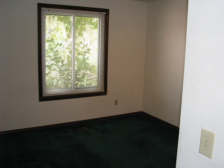 5123 Vale Ct SE — Photo 10