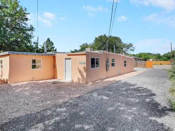 10033 Guadalupe Trl NW, Albuquerque, NM 87114