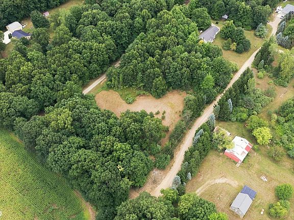3rd image of 5232 Hasslick Rd