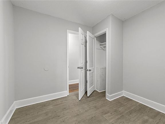 5th image of 908 Lincoln St
