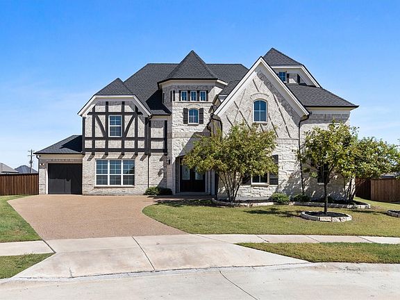 2nd image of 1001 Sandbar St