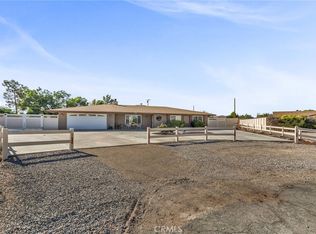 14285 Cronese Rd, Apple Valley, CA 92307