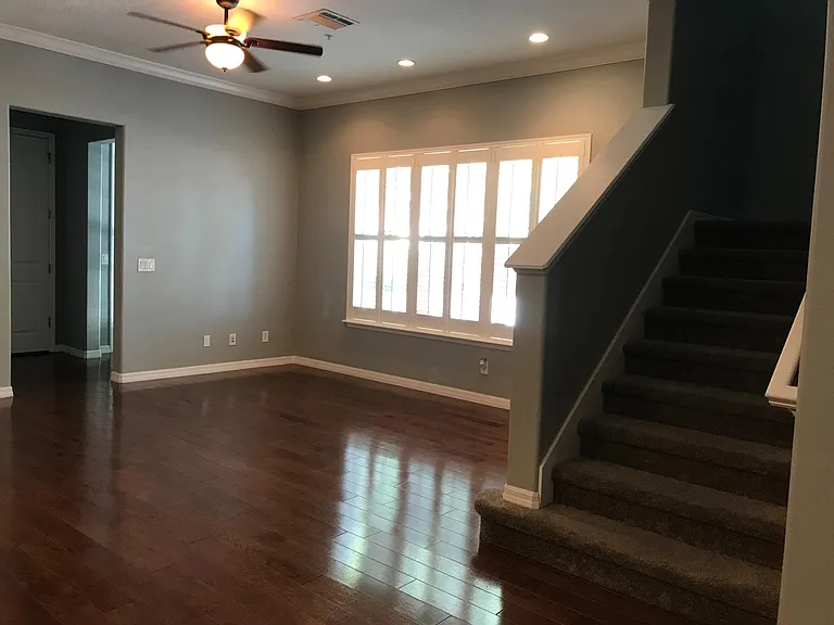 3993 Corrine Dr — Photo 14