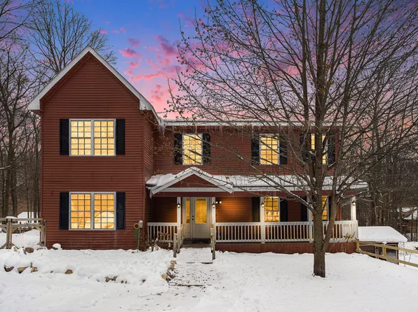 300 Bethany Dr, Hastings, MI 49058