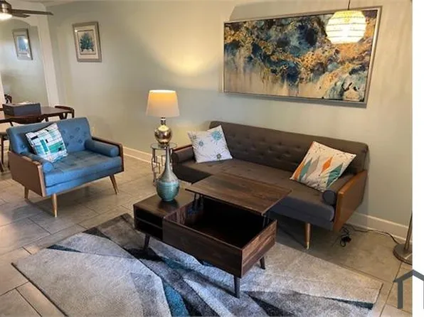 420 N Villa Ct Unit 109, Palm Springs, CA 92262