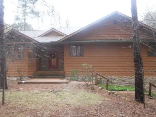 11315 Geddes Rd, Freeland, MI 48623