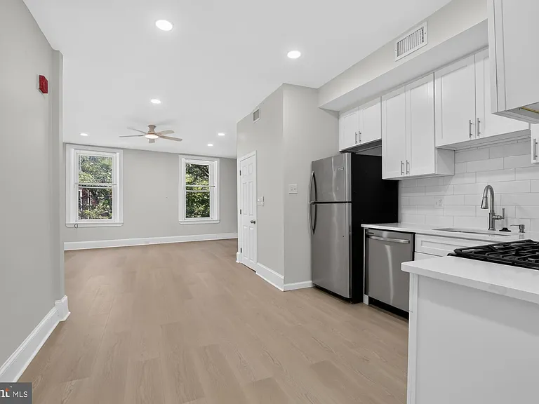 630 N 2nd St #2 — Photo 1