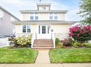 119 Ocean Ave, Bellmore, NY 11710