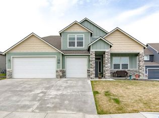 961 Cayuse Dr, Richland, WA 99352