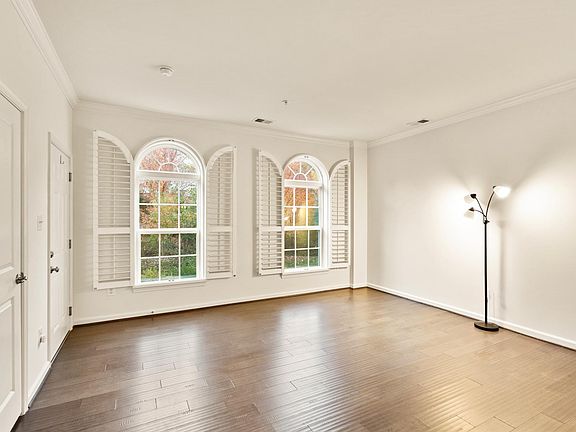 4th image of 7542 Brunson Cir #168