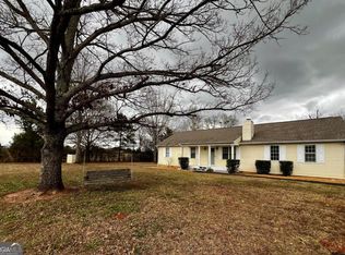 194 Mitchell Farm Rd, Colbert, GA 30628