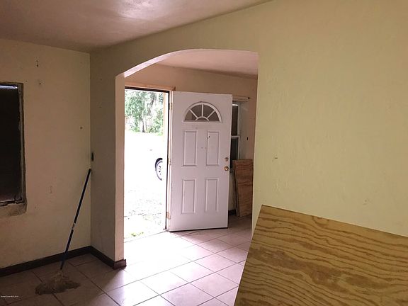 5th image of 326 Palm St