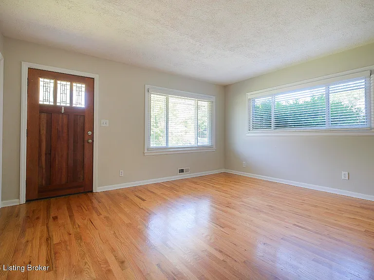 2510 Browns Ln — Photo 7