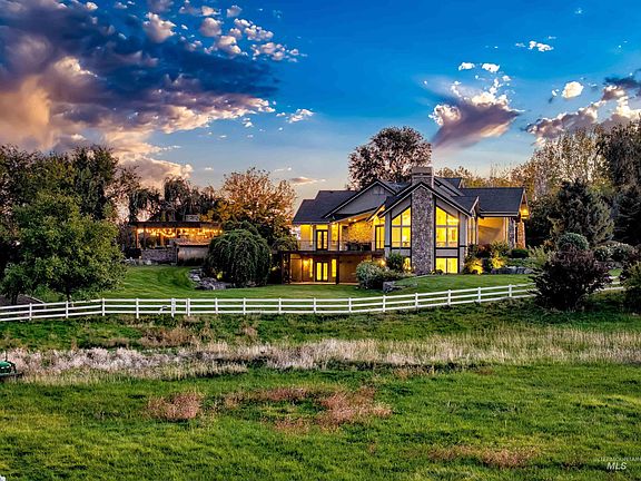 4th image of 4262 S Rustler Ln