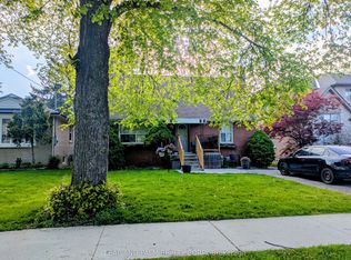69 Shaver Ave N, Toronto, ON M9B 4N5