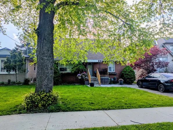 69 Shaver Ave N, Toronto, ON M9B 4N5