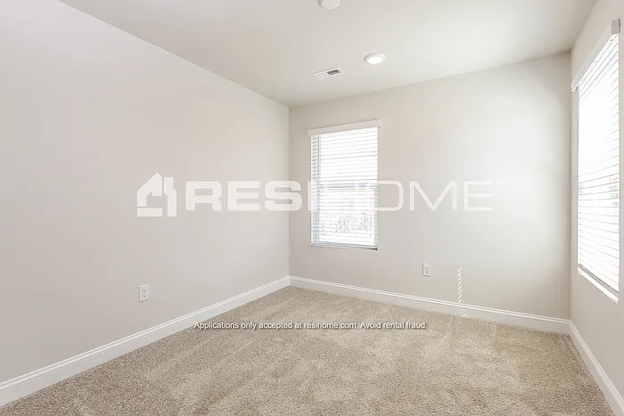245 Victory Creek Ln — Photo 11