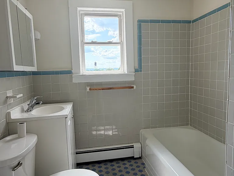 125 Wessington Ave #2 — Photo 7