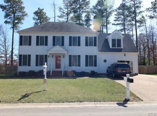 8001 Whirlaway Dr, Midlothian, VA 23112