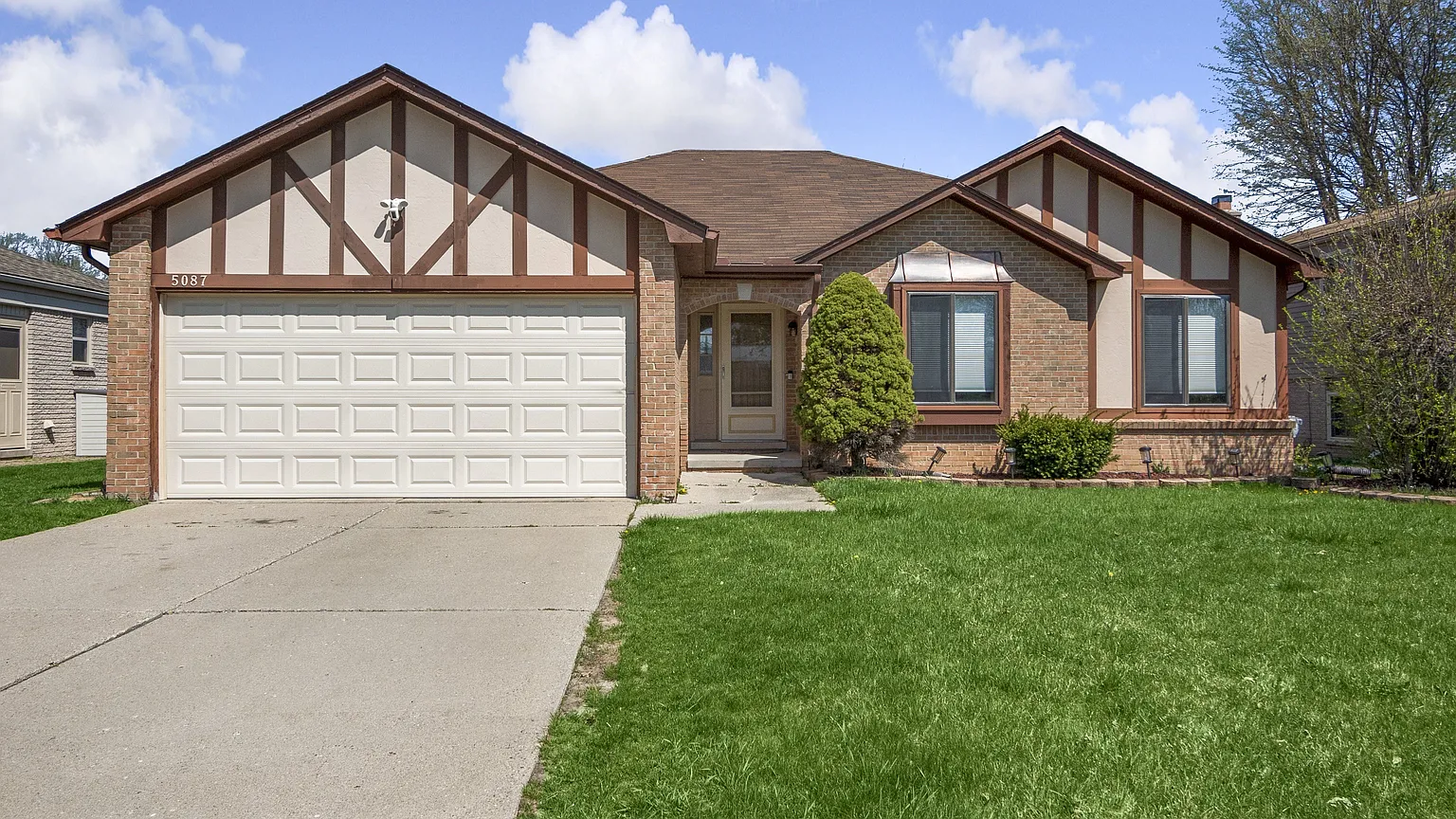 5087 Fox Hill Dr photo 1