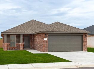 2407 Bryan Ave, Wolfforth, TX 79382