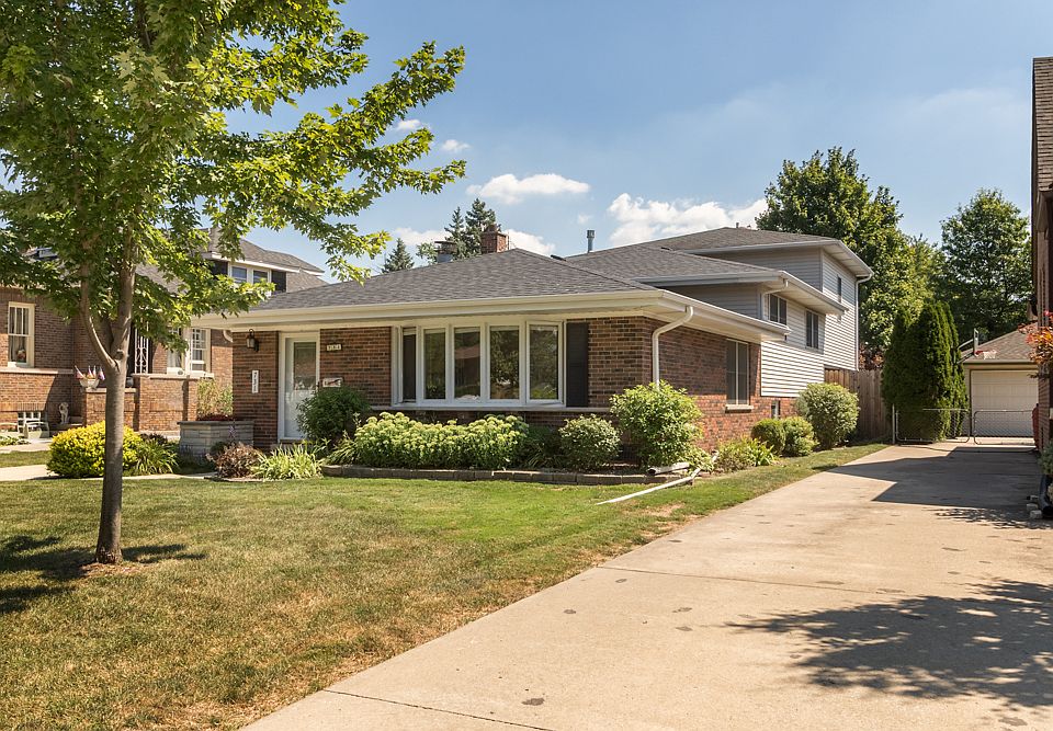 1st image of 731 S Villa Ave