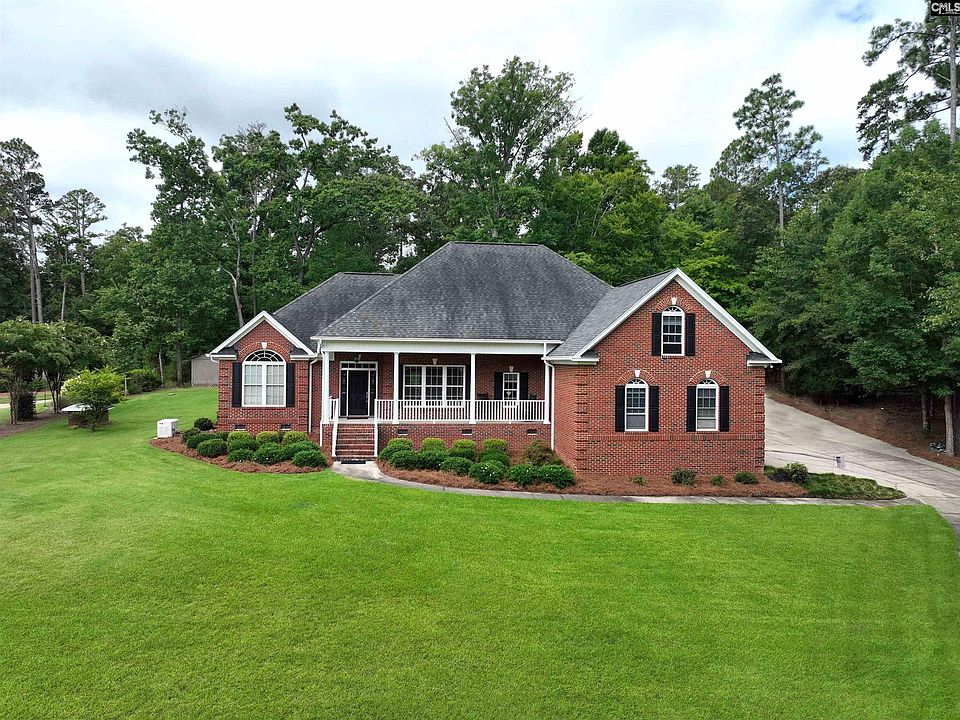 1st image of 281 Edgewater Dr