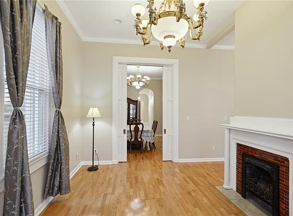 5th image of 2709 Milan St