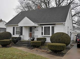 838 W New York St, Aurora, IL 60506