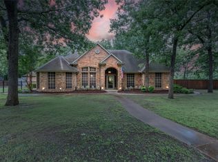 320 Rustic Oaks Rd, Combine, TX 75159