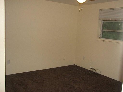 4th image of 1417 E Airport Blvd
