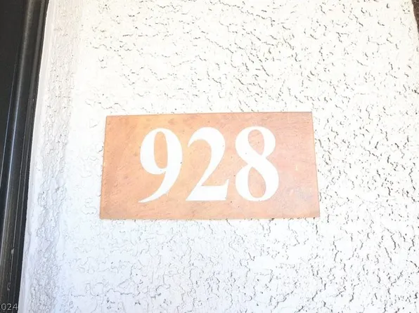 45 Maleena Mesa St APT 928, Henderson, NV 89074